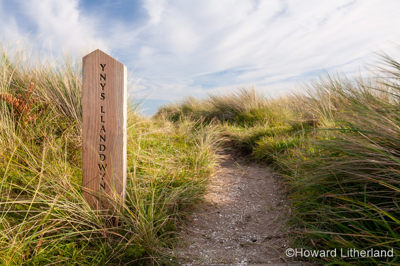 Signpost at Llanddwyn Island, Newborough Beach, Anglesey, North Wales