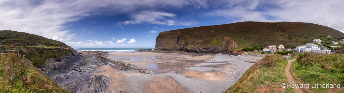 Crackington Haven beach on the north coast of Cornwall, England
