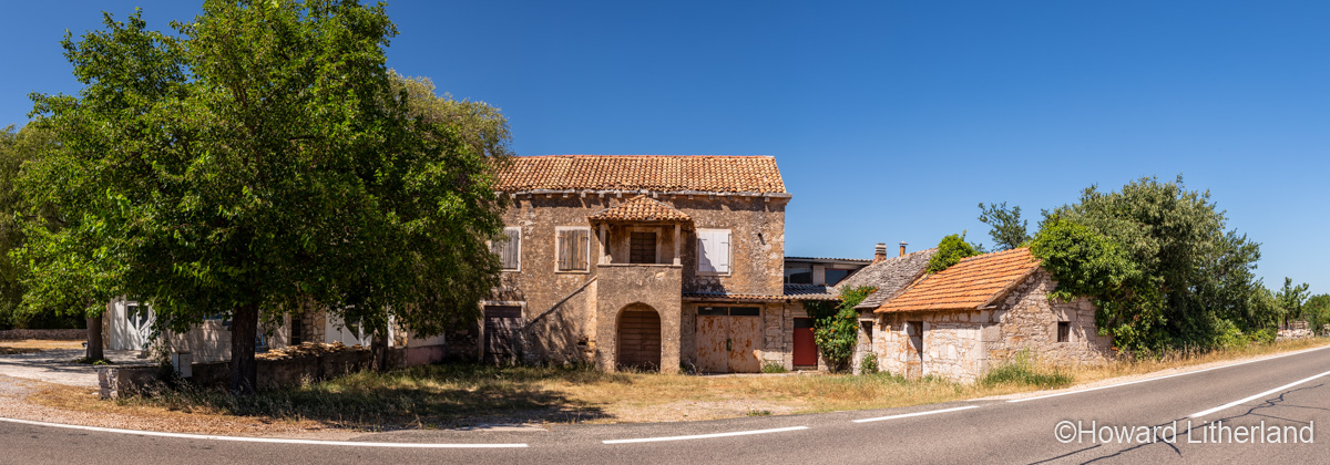 Roadside cottage at Gradina, Croatia