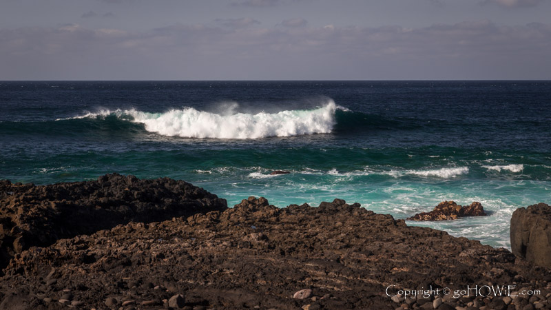 Breaking wave at Puerto de las Nieves, Gran Canaria, Seychelles