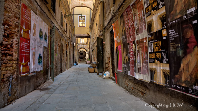 Back alley near the Rialto Bridge in Venice, Italy